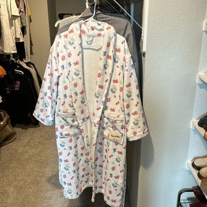 Djerf Avenue Summer Berries robe